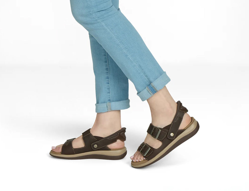 Minerva Hands-Free Brown Womens Sandals