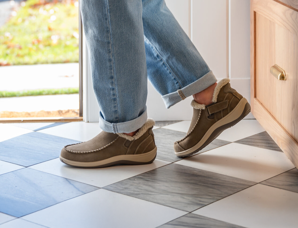 Hands Free House Shoes & Slippers