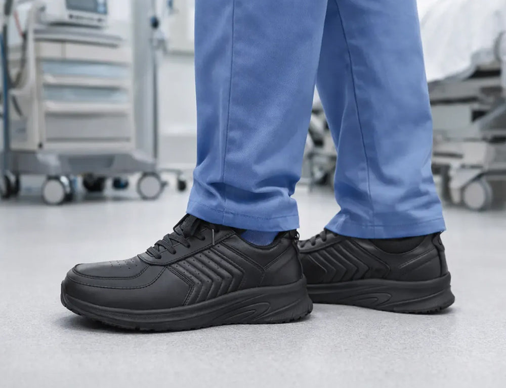 Navigate Hands-Free Black Mens Trainers