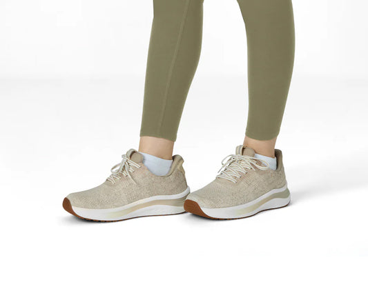 Nira Hands-Free Blonde Womens Stretch Trainers