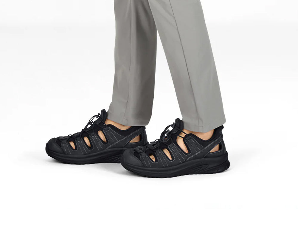 Saturn Hands-Free Black Hiking Sandals
