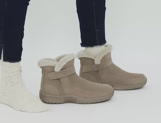 Bliss Hands-Free Taupe Womens Boots