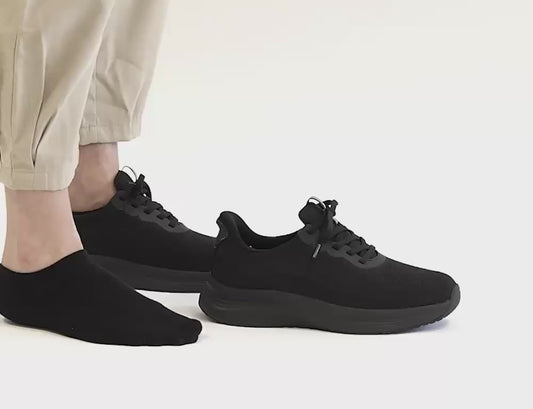 Nira Black Black Hands-Free Womens Trainers